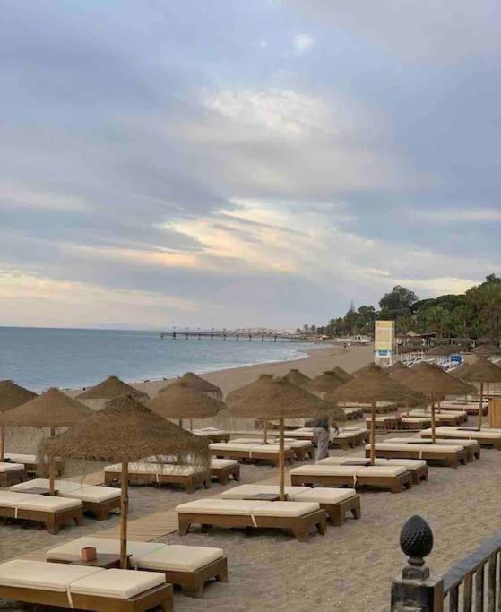 Luxury Apartamento En Rio Real Marbella Eksteriør billede
