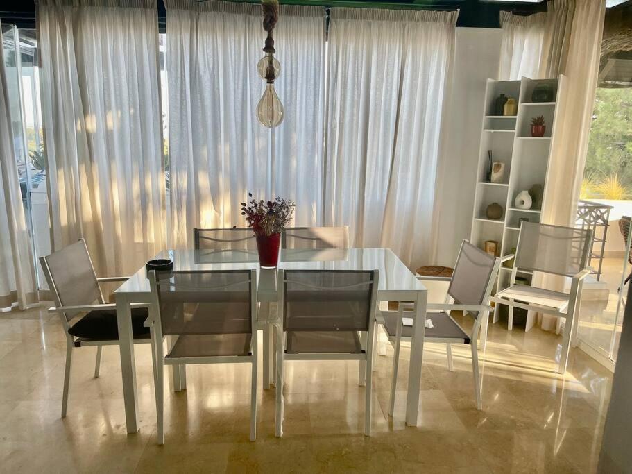 Luxury Apartamento En Rio Real Marbella Eksteriør billede