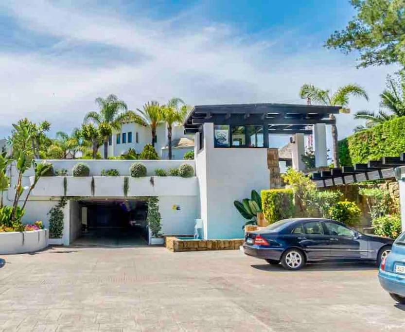 Luxury Apartamento En Rio Real Marbella Eksteriør billede