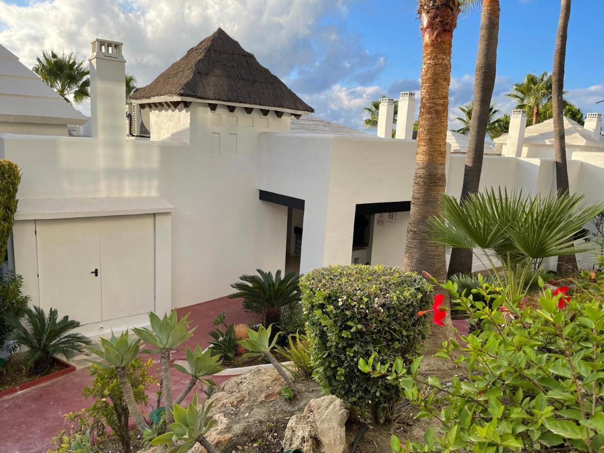Luxury Apartamento En Rio Real Marbella Eksteriør billede