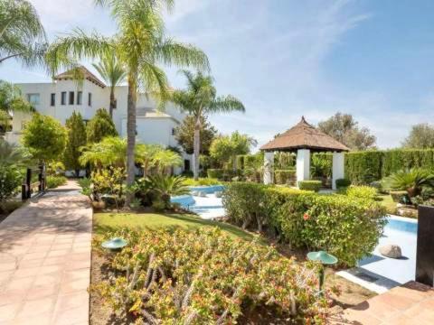 Luxury Apartamento En Rio Real Marbella Eksteriør billede